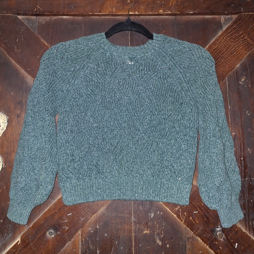 🍀3/15 Girl's Old Navy Green Sweater